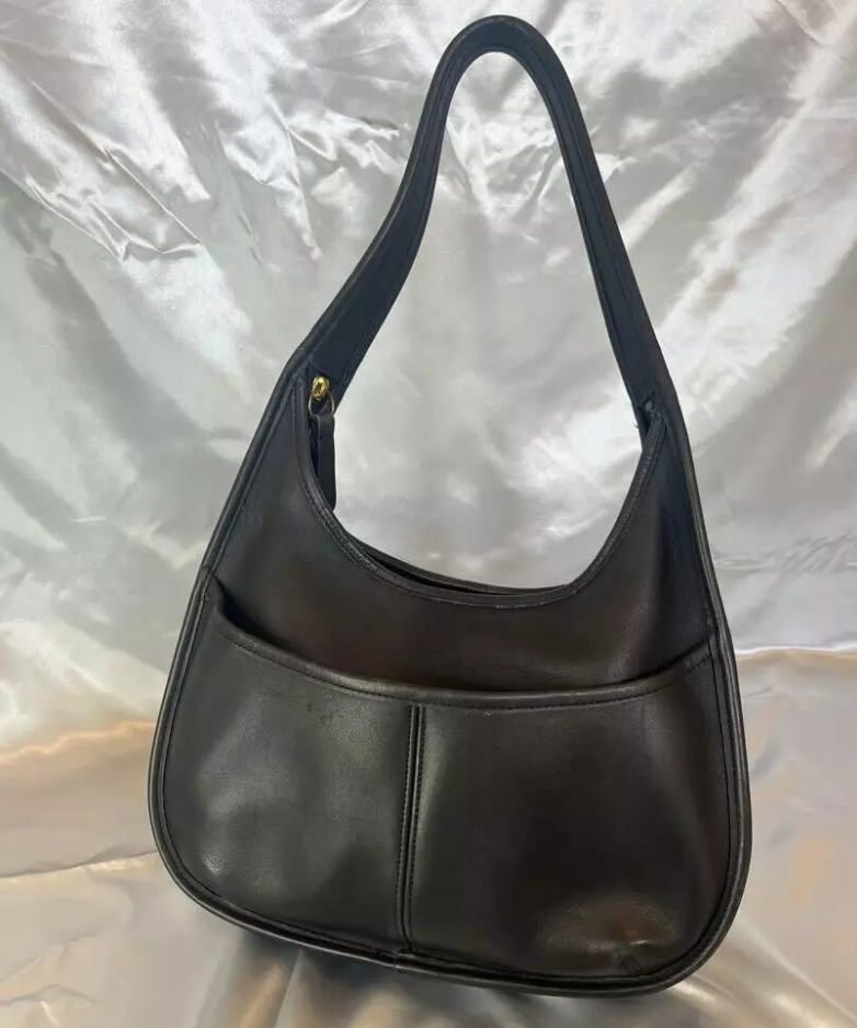 Vintage Coach C8C 9033 Black Leather Ergo