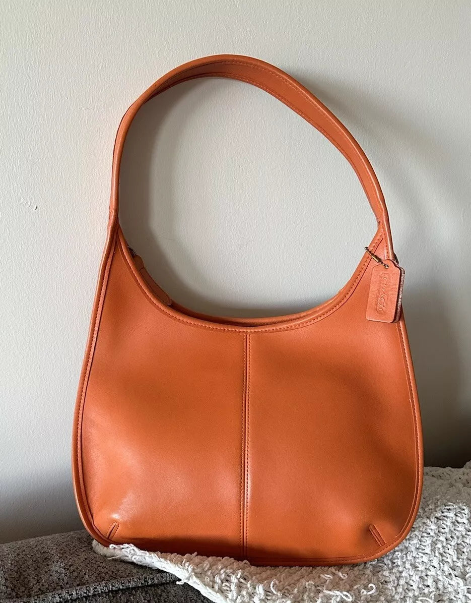 Vintage Coach Ergo 9025 color Tangerine orange
